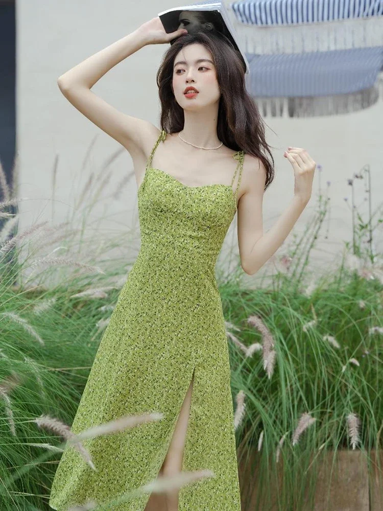 Robe longue d'été cintrée à la taille française pour femmes, tenue de plage à fleurs vertes, col carré, robes de banlieue élégantes, nouvelle collection