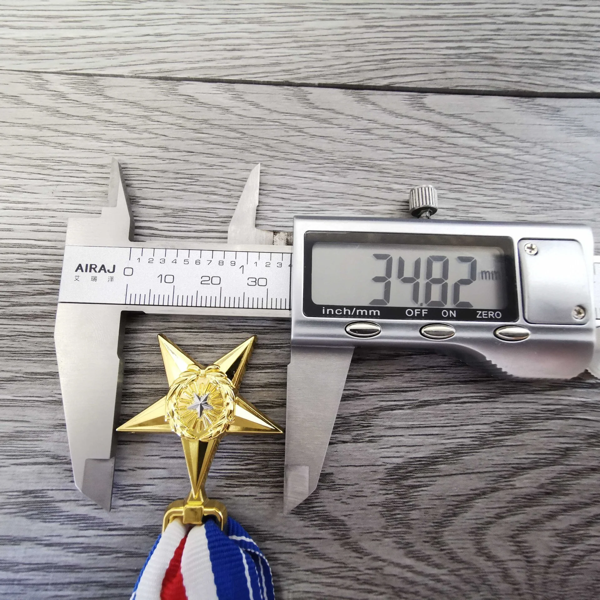 Foreign Medal US Army Replicated American Award Star Silver Star Military  Bronze Star view 5