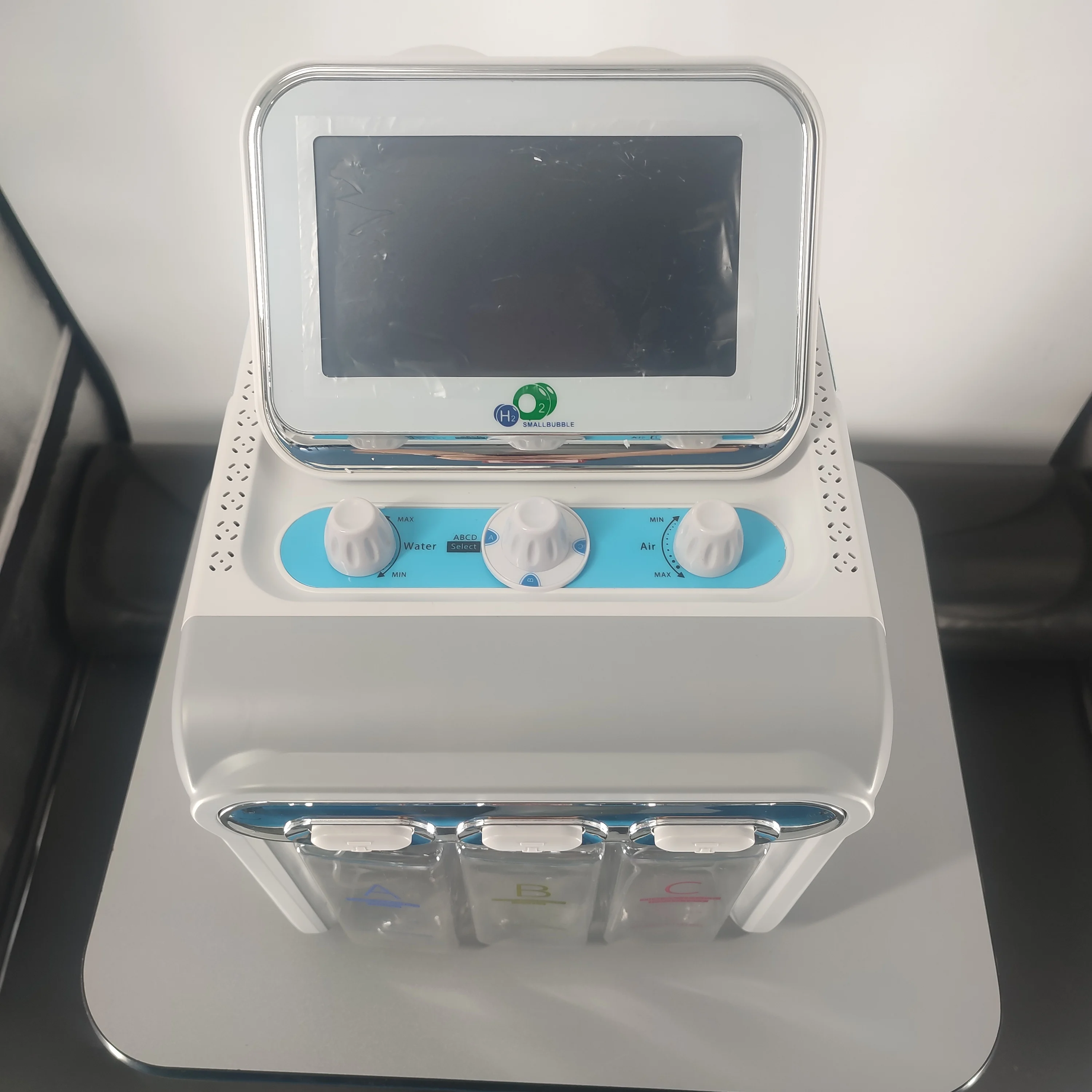 

6in1 Hydro Dermabrasion Device Deep Cleans Skin Hydrates Lifts and Rejuvenates Portable Water Oxygen Jet Facial Diamond Peeling