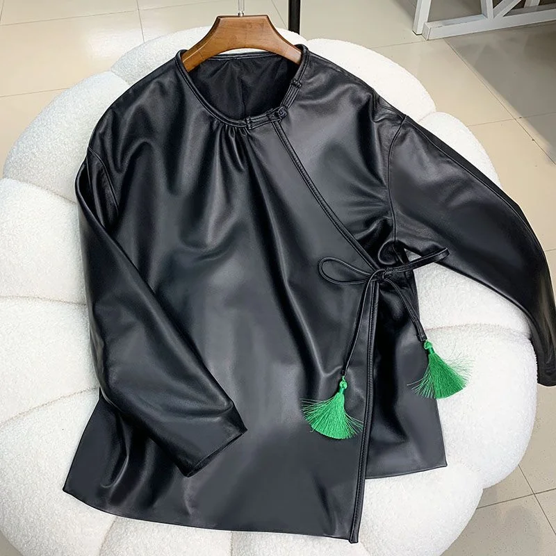 여성용 가죽 재킷 중국 스타일 레이스업 민족풍 가죽 여성 레트로 버클 기품 있는 고급 코트
