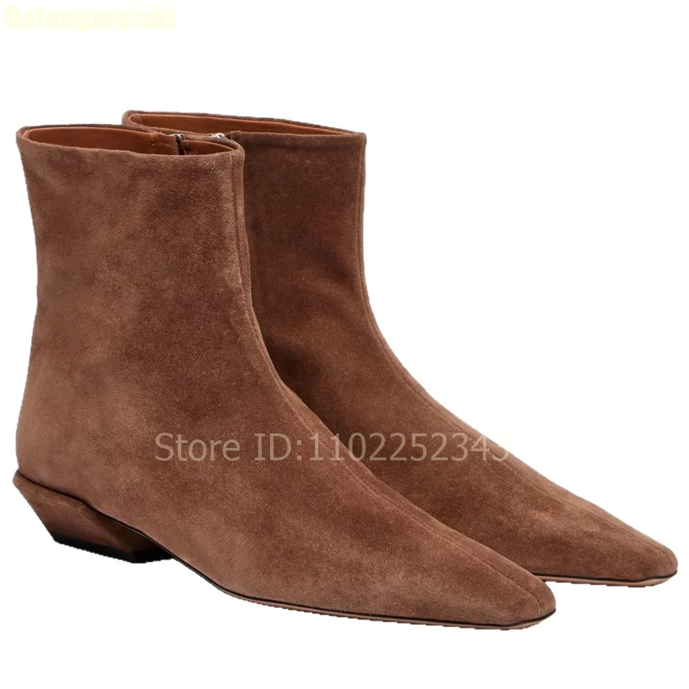 

2025 Winter Brown Suede Square Low Heels Women Boots Side Zipper Simple and Stylish Flat Ankle Boots 2025 Autumn Slimming Boots