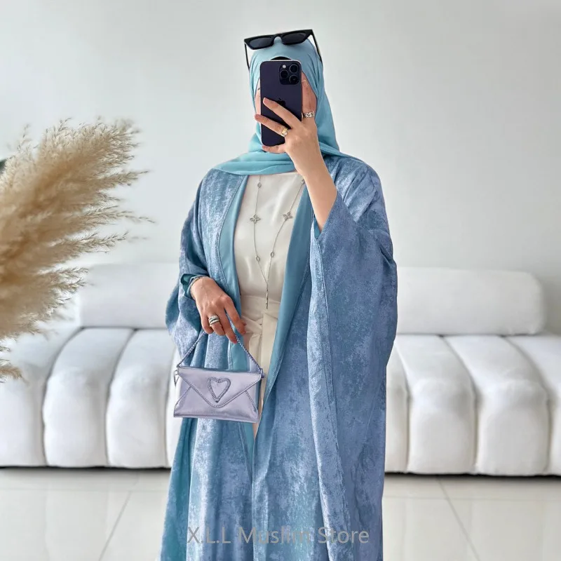 Opened Abaya Muslim Dress Shiny Batwing Satin Kimono Kebaya Kaftan Dubai 2024 Luxury Women's Prayer Garment Clothing Femme