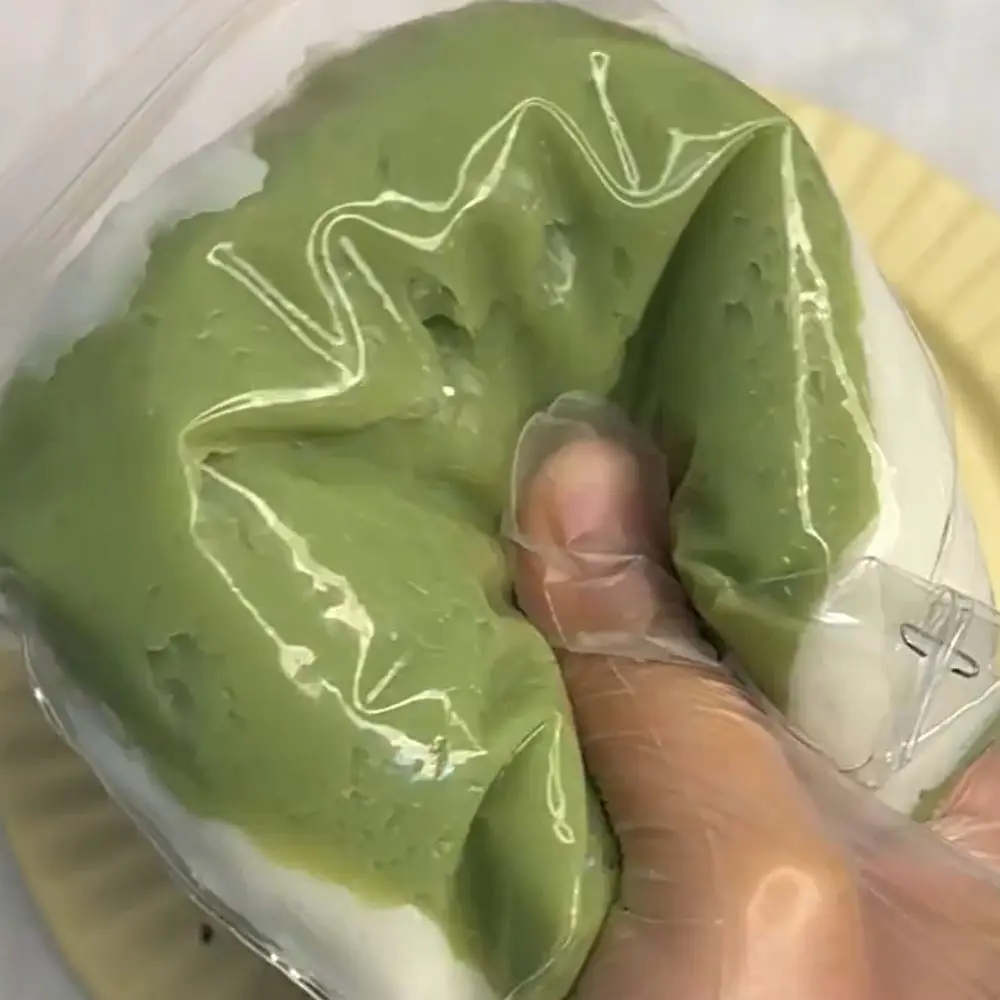 面白い三層トーストスクイーズおもちゃ海塩遅いリバウンドトーストそわそわおもちゃ抹茶ソフトサンドイッチそわそわおもちゃ子供