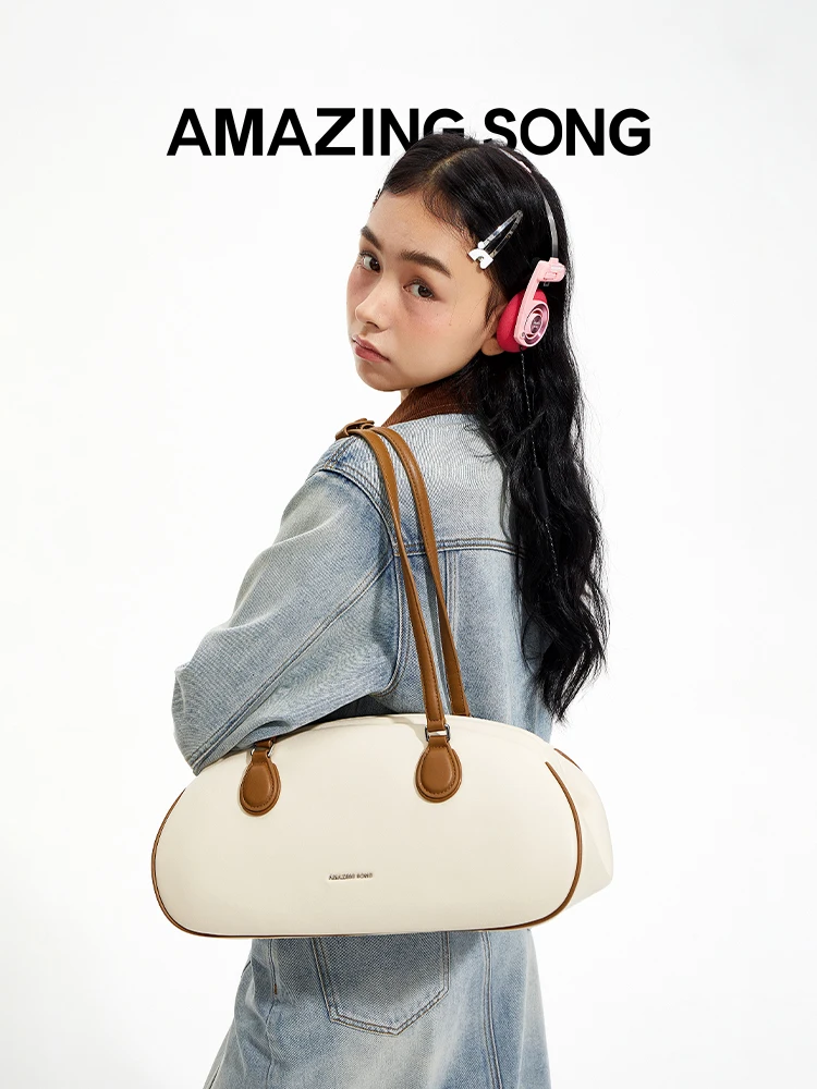 Amazing Song Puff Bag L