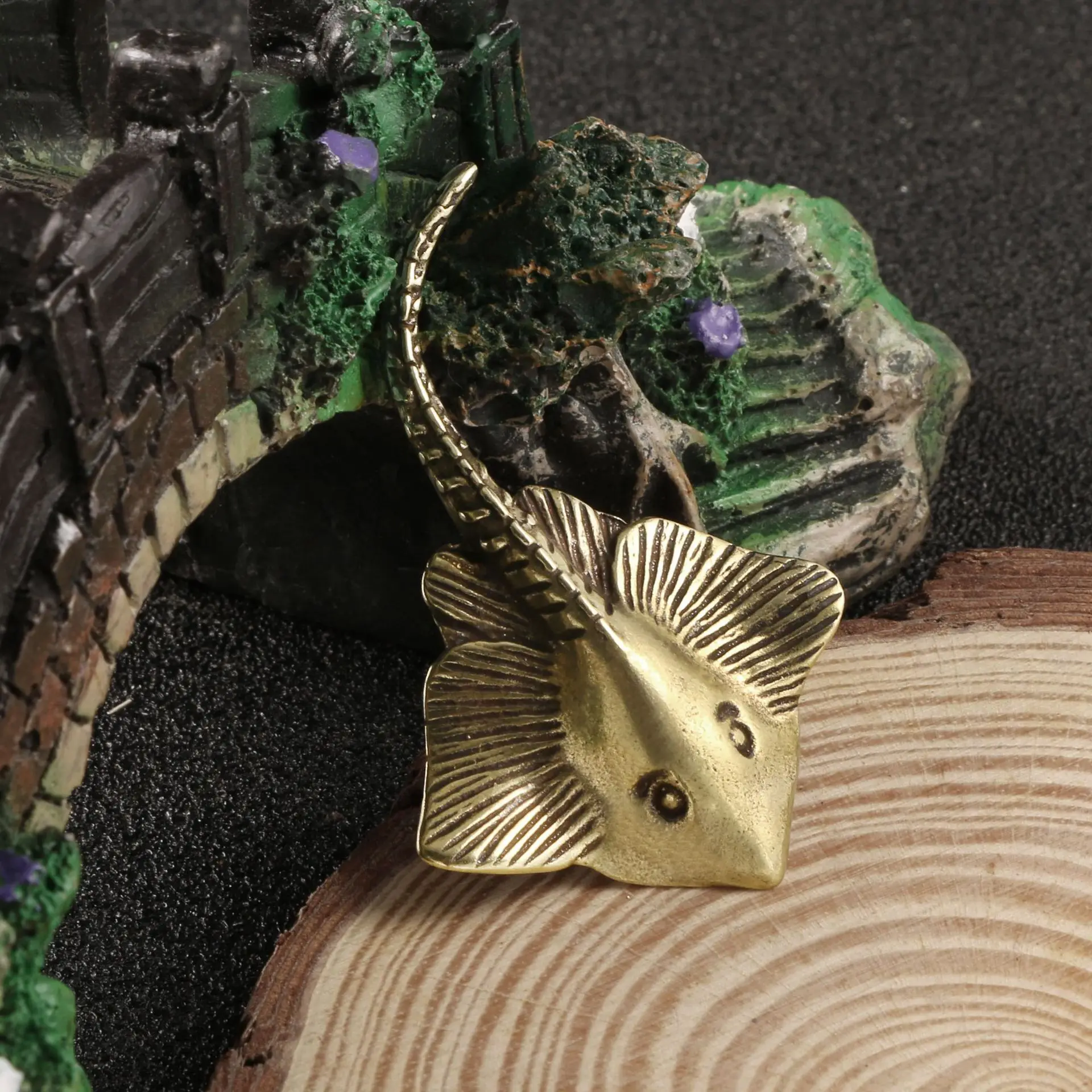 Manta Rays Devil Fish Desk Decoration Marine Organisms Metal Figures Copper Handicrafts Collectibles Tea Pet Ornaments Souvenir - Image 2