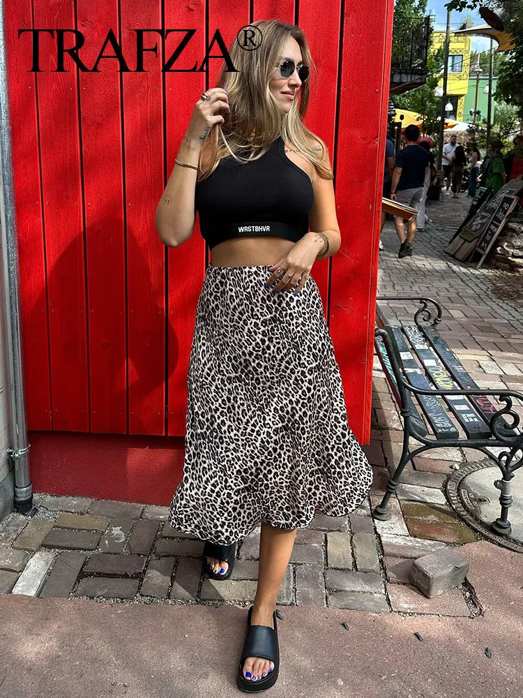 

TRAFZA Women's New Casual Leopard Print Midi Skirts Summer Fashion Vintage Street Hem Folds High Waist Zipper A-Line Skirt Y2K