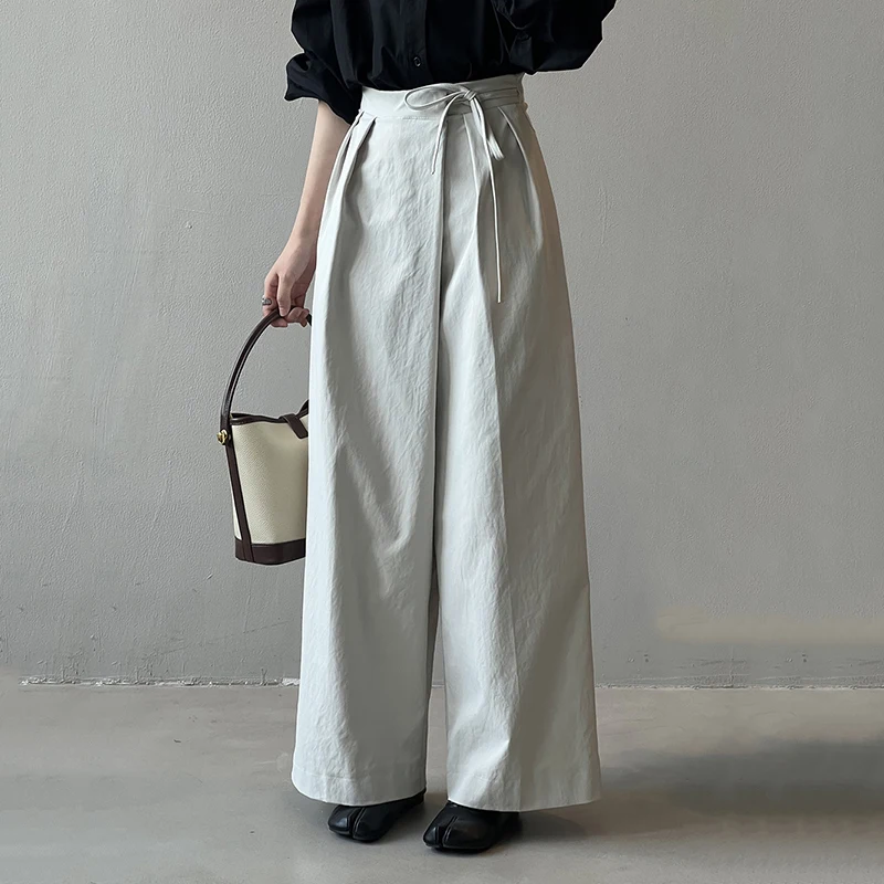 Stilvolle, hochwertige OL-asymmetrische, schräge Hose, weites Bein, hohe Taille, gerades Bein, lässige Schnür-Verbandshose