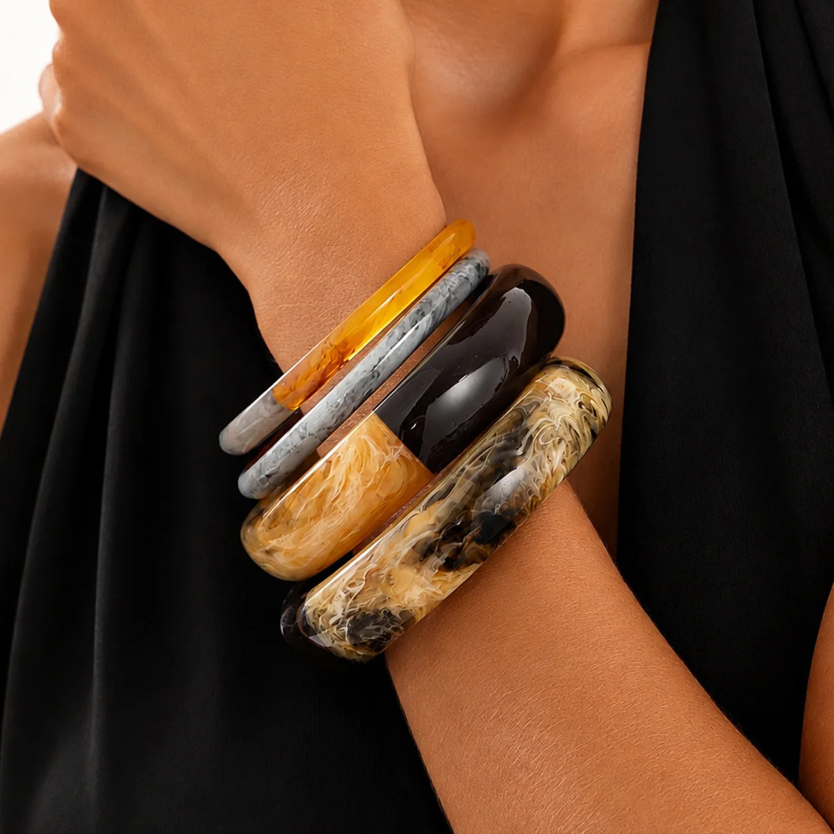 KMVEXO 4Pcs/Set Vintage Color Blocking Acrylic Bangles for Women Trendy Smudging Resin Wide  Bracelets Set Fashion Jewelry Gift