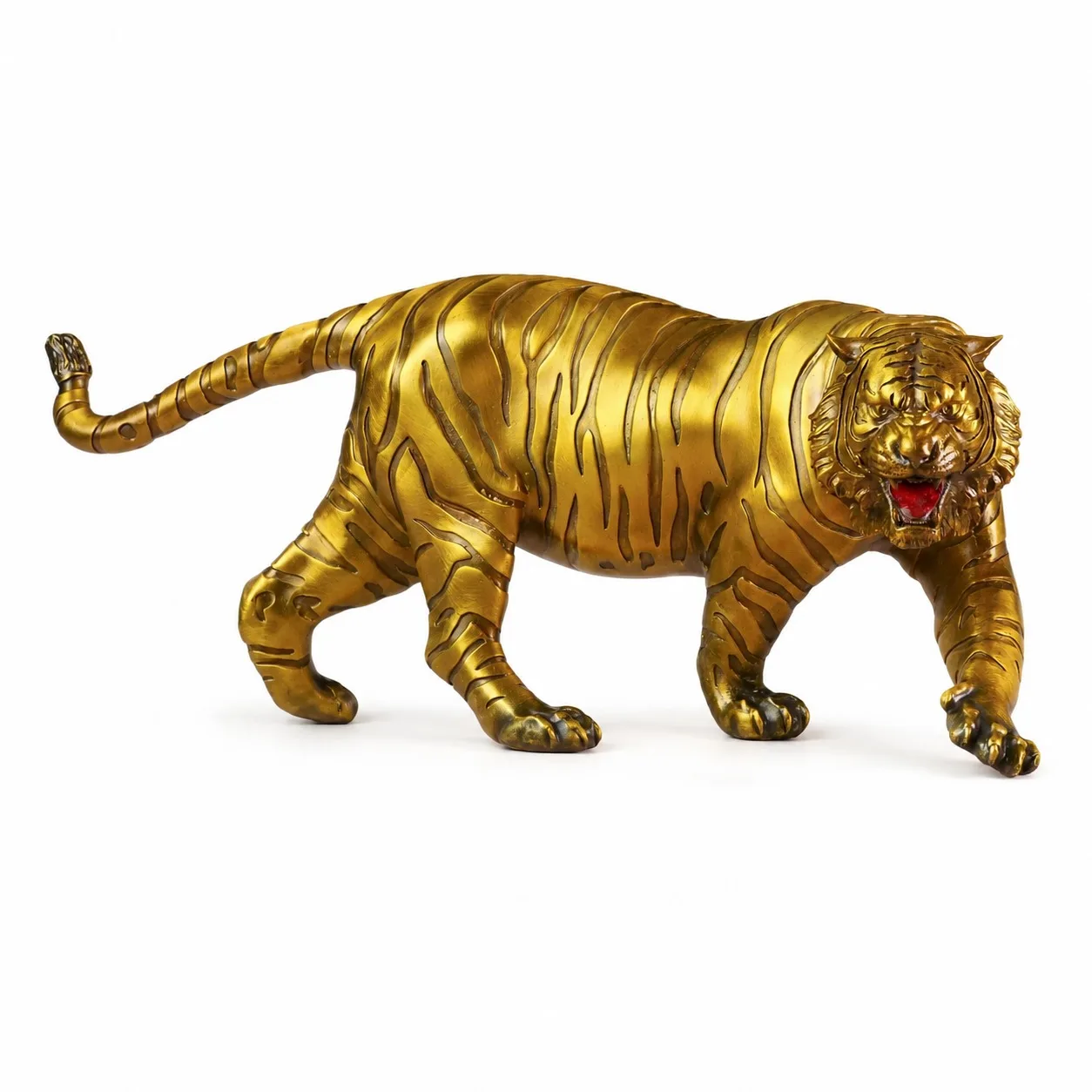 Handcrafted Solid Brass Realistic Tiger Statue for Chinese Feng Shui Home Living Room Office Desk Decor Gift Ornament