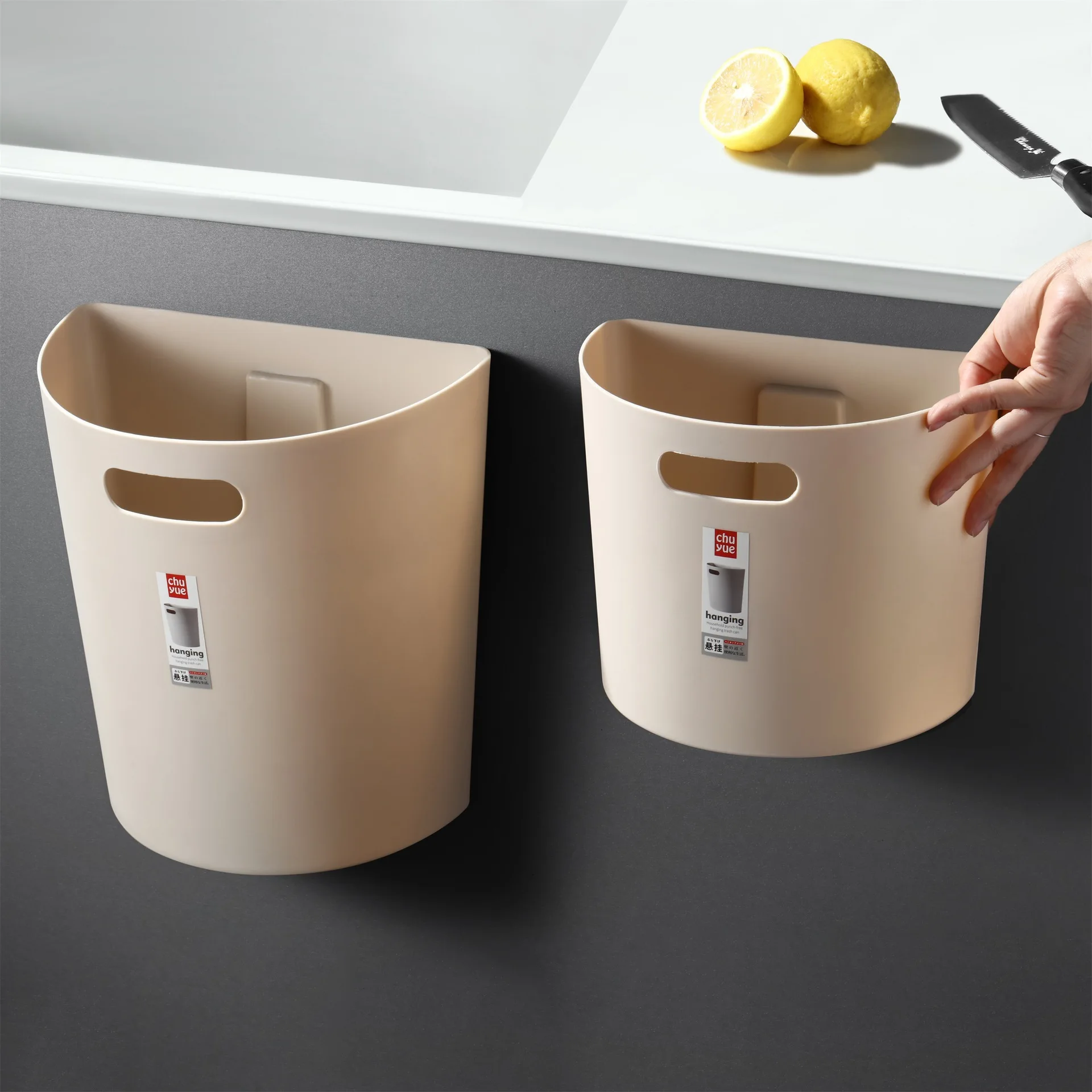 

Plastic trash can Kitchen kitchen waste Punch free wall mounted semi-round trash can Bathroom household trash can