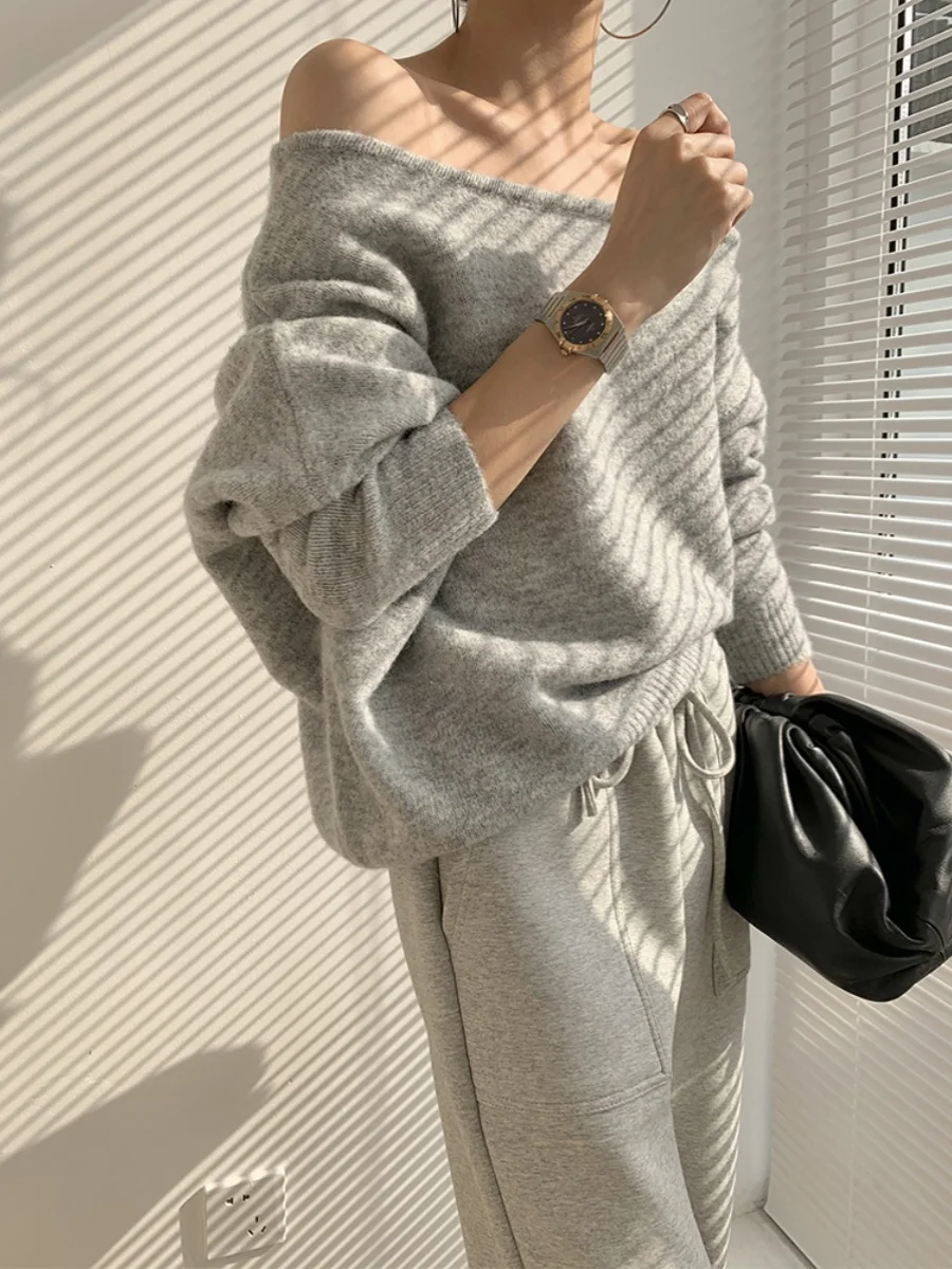

oulder Bared ort Knitted Sweater Women's Chic Asymmetric Design Loose Fit Versatile Outerwear Korean Sle Long Sve