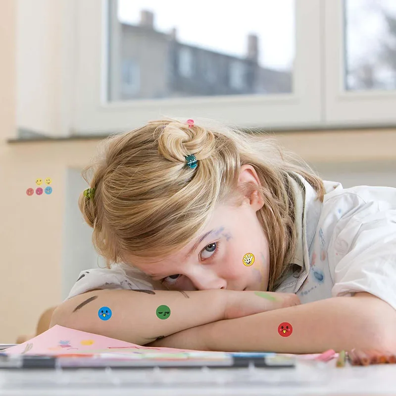 Pegatinas de cara feliz con sonrisa, calcomanías con puntos, corazón, estrella, letras, números, tabla de comportamiento, pegatinas de recompensa para niños, escuela, jardín de infantes, 10/30 hojas