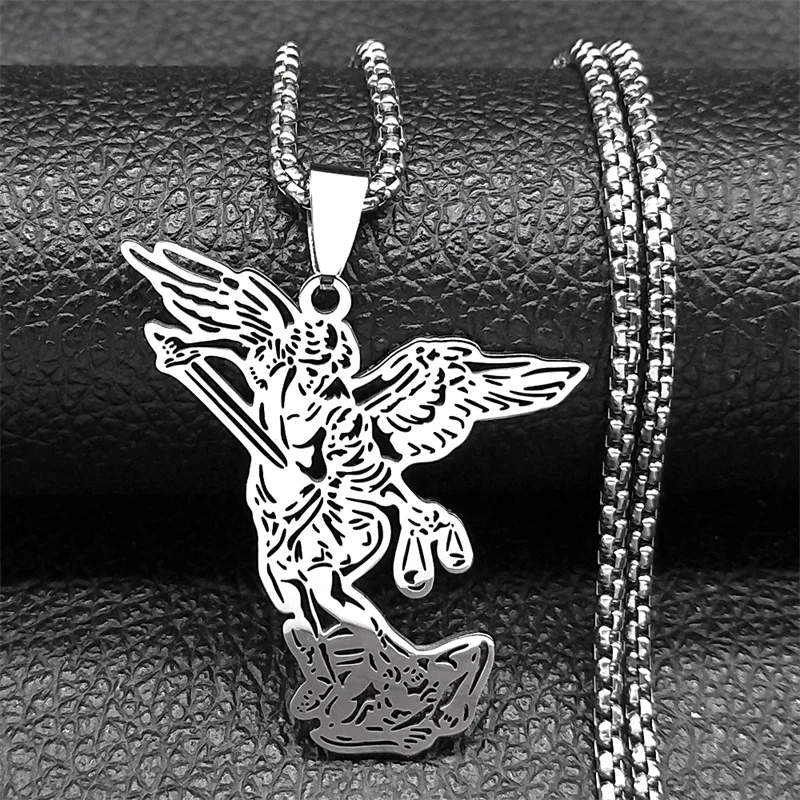 Archangel Michael Amulet Necklace for Women Men Steel Gold/Silver/Black Color Saint Shield Angel Protection Chain Jewelry