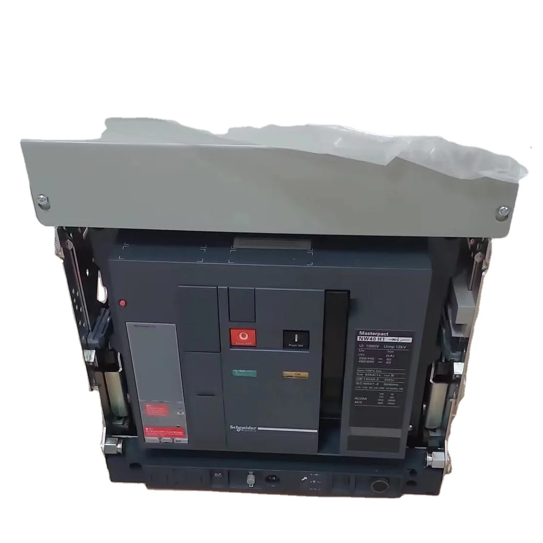 

Masterpact ACB 3P Drawout Type Air Circuit Breaker 4000A