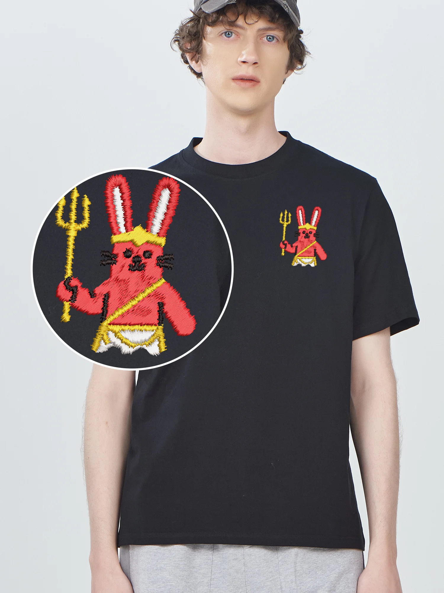 

Mythical Trident Bunny 100% Cotton Embroidered Tees Unisex Oversized Soft Streetwear Leisure Embroidery T Shirts​