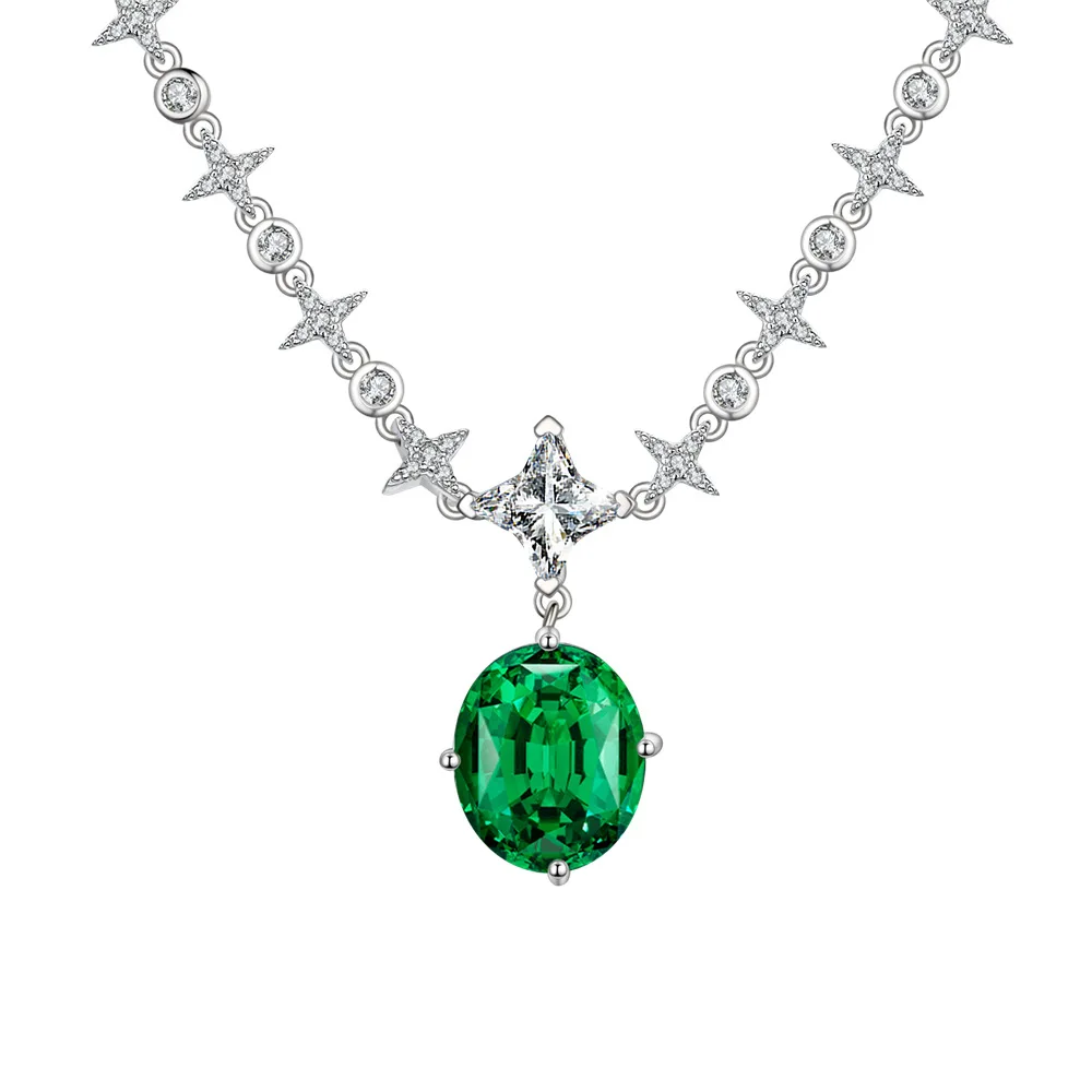 

Fashionable and Luxury Imitation Emerald Necklace for Women 925 Silver Ice Flower Cut 10 * 12mm Gem Pendant