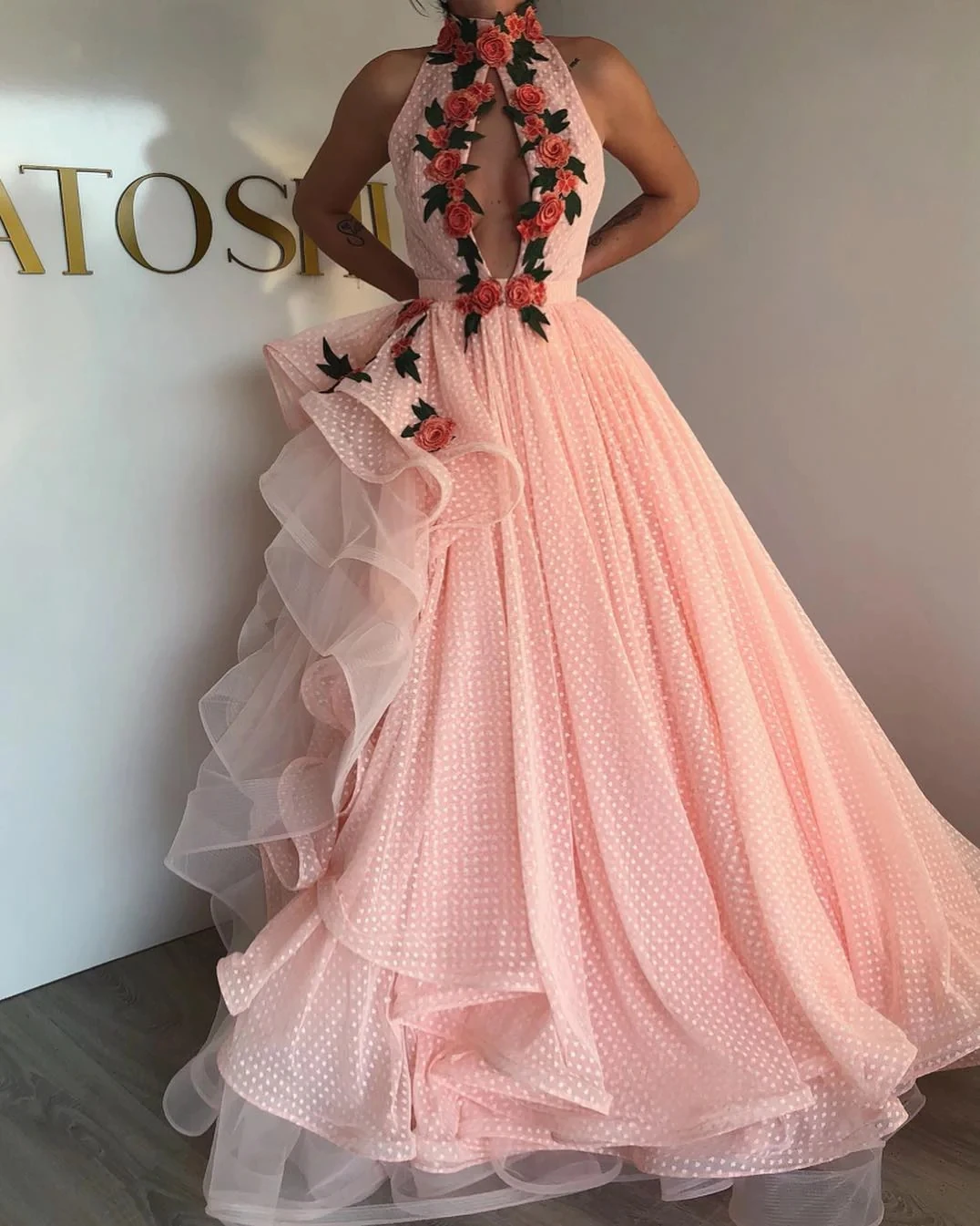 Pink Haute Couture Prom Dresses A-line High Collar Appliques Saudi Arabia Dubai Robe De Soiree Evening Dress Gown Customized