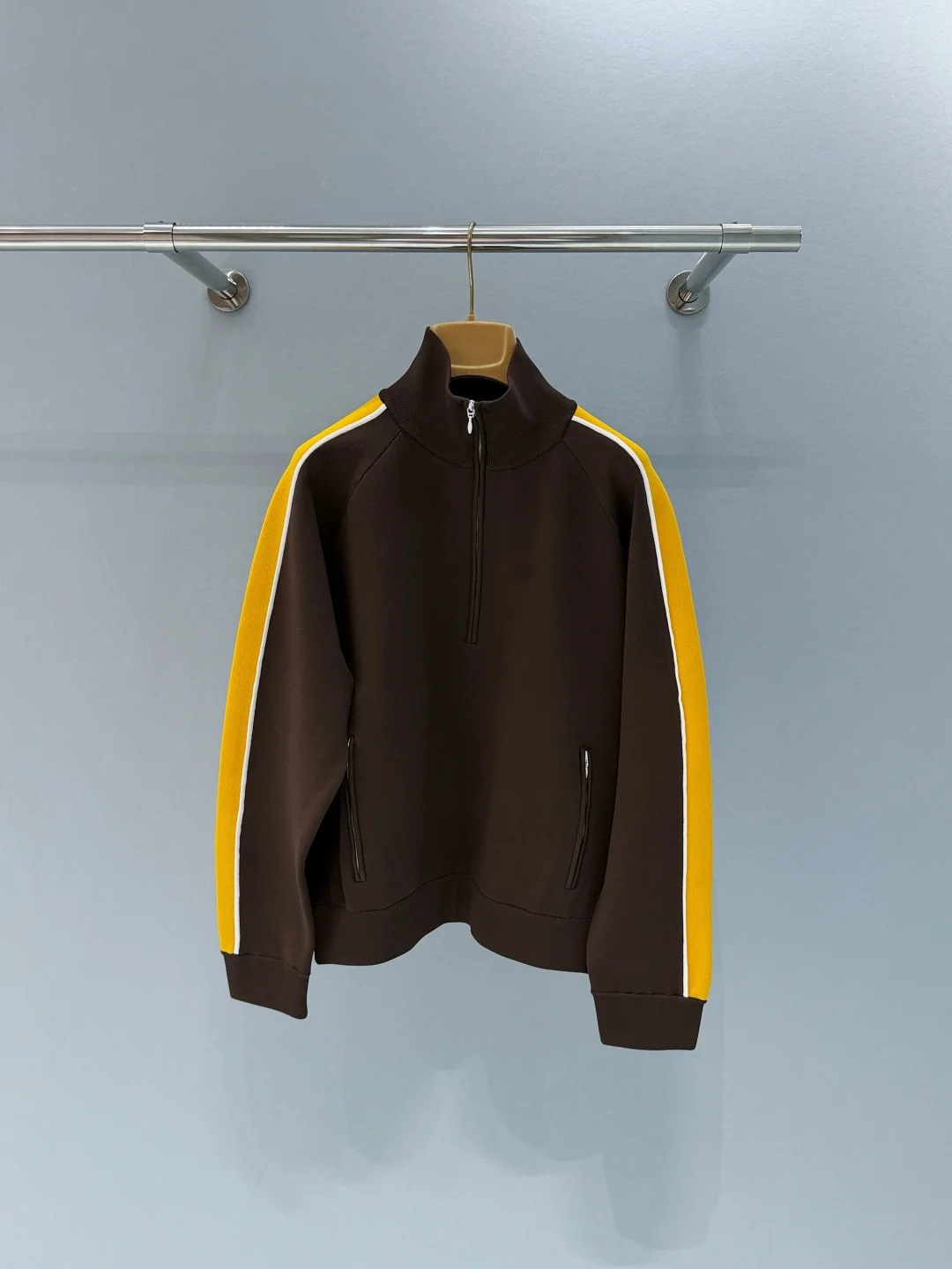 

New 2026 Women S Yellow Brown Knitted Cardigan Elegant Casual Sporty Y2K Streetwear Fashion Versatile Daily Outerwear