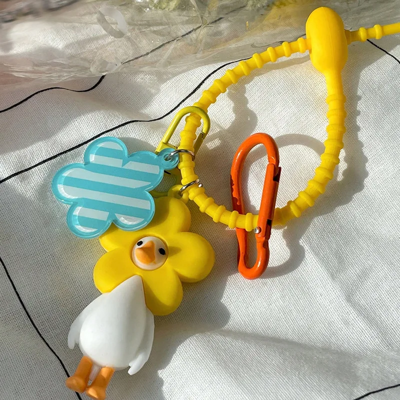High-Quality Trendy Cartoon Silicone Keychain - Flower & Chick Pendant for Women's Bag Decoration, Fashion Gift