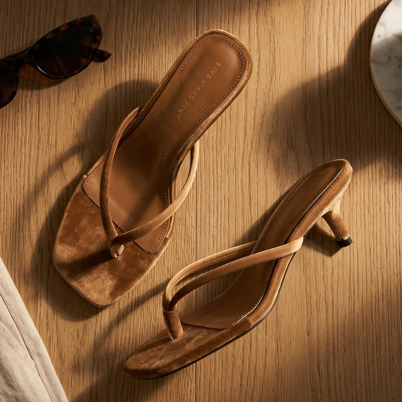 

Летние модные пляжные женские тапочки Eilyken с квадратным носком, элегантные женские туфли на тонком низком каблуке, сандалии для вечеринок