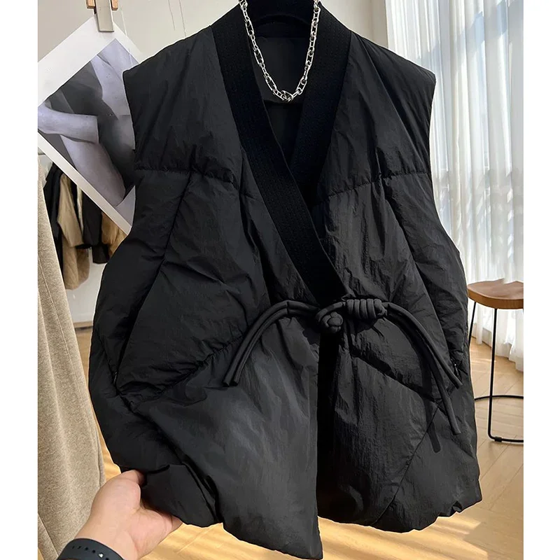 2023 Women Loose Cotton Vest Jacket V-Neck Vintage Korean Elegant Fashion Warm Coat Winter Female Thicken Sleeveless Jacket