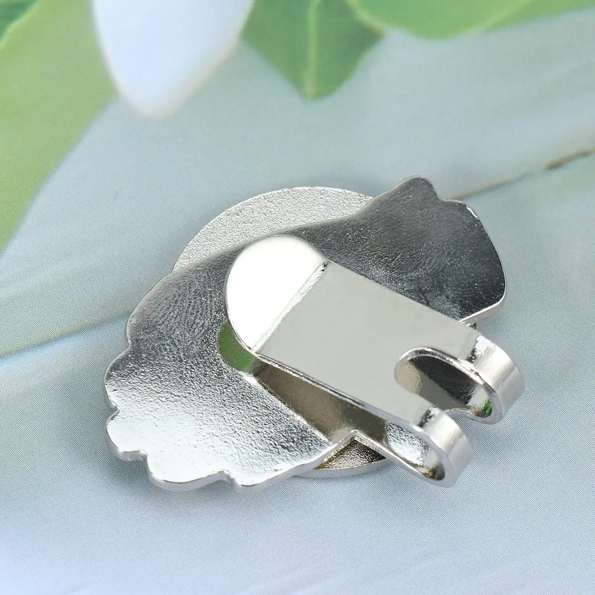 

Golf Hat Visor Clip with Ball Marker Portable Lightweight Pocket Size Alloy Design for Outdoor Sports Yellow Ball Marker
