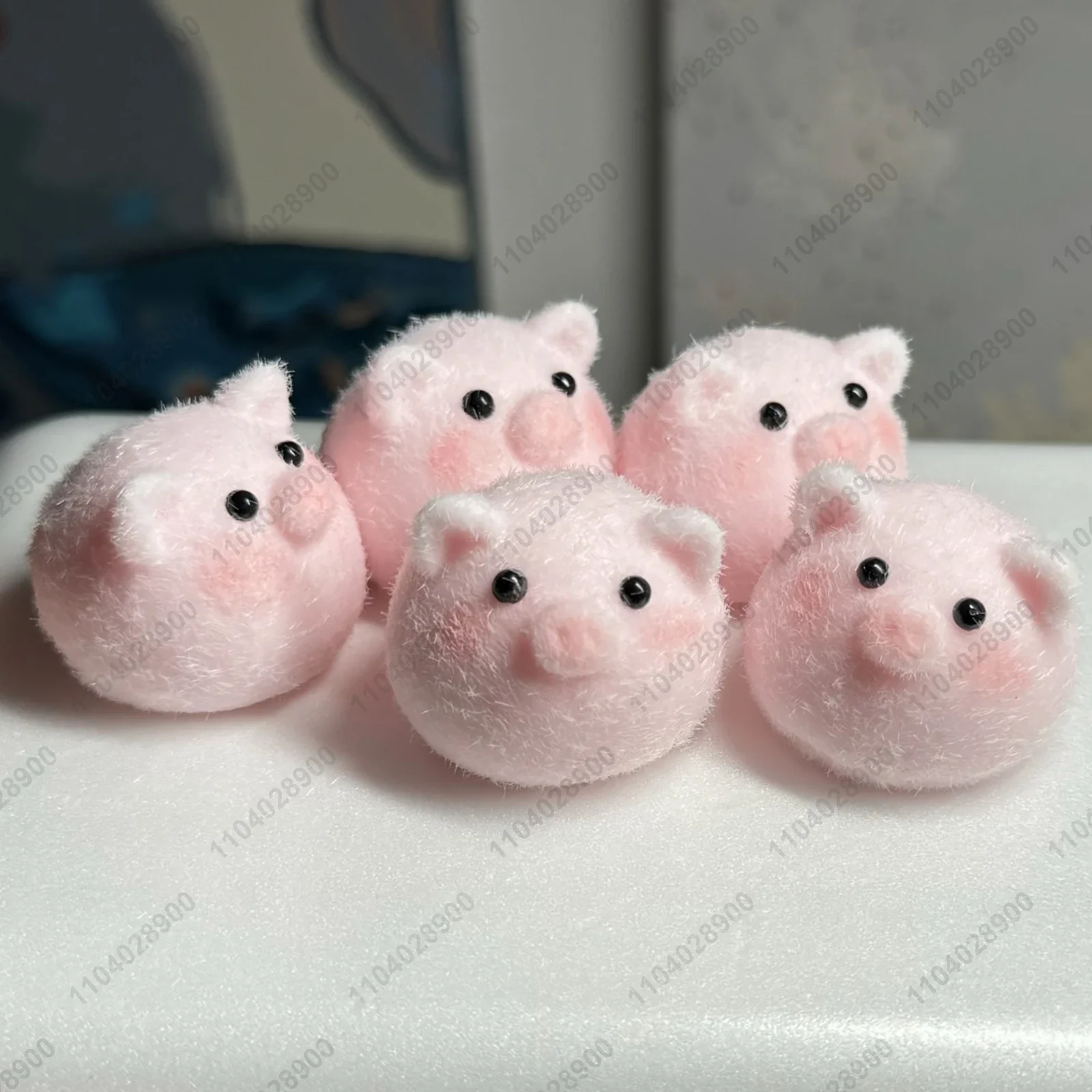 Tiny Piggy Taba Squishy Cute Fuzzy Little Pink Pig Squeeze Toy Mochi Toy Stress Release Hand Relax Key Charm Gift Toy