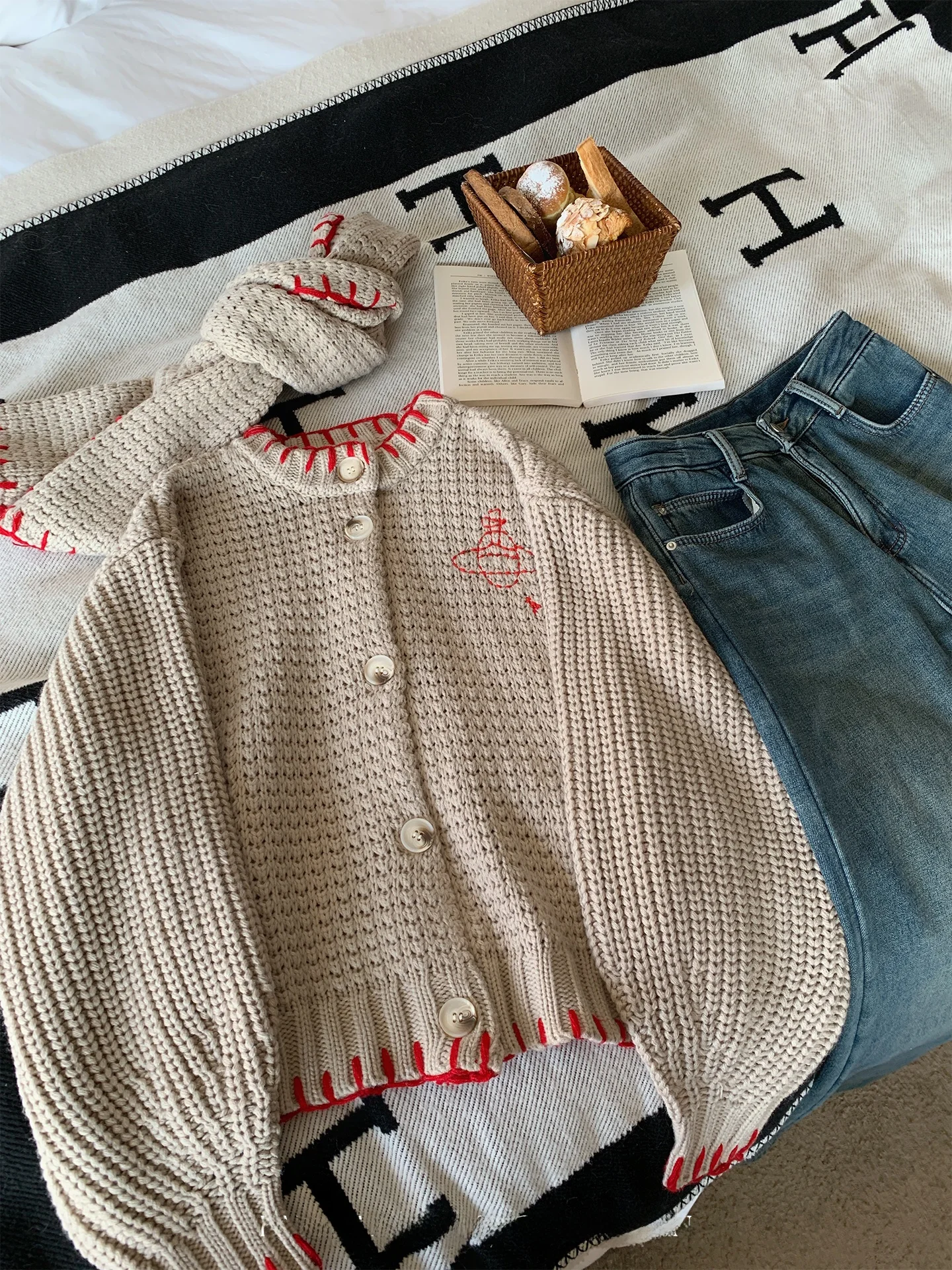 Blue West  Women's Knitted Cardigan Long Sve round Ne Button up Slimming Sweater Loose Fit Winter Faion Ladies' ...