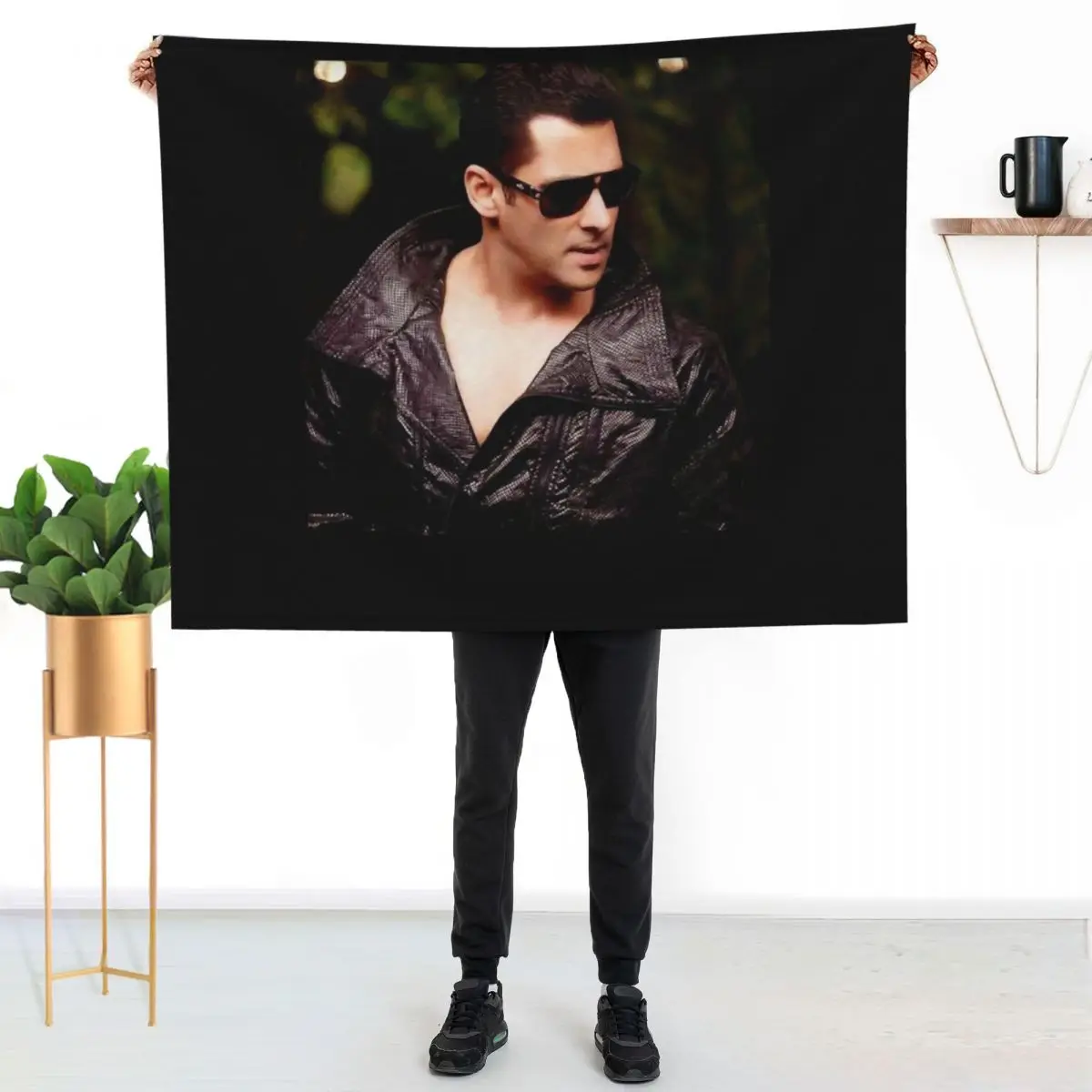 Salman Khan actor Throw Blanket Fade Resistant Durable Throw Blanket
