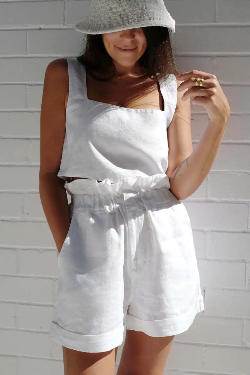 White Women Two Piece Sets Sleeveless Crop Tops Shorts Suit Women Clothes Summer Shorts Set Ladies Casual Shorts Sets