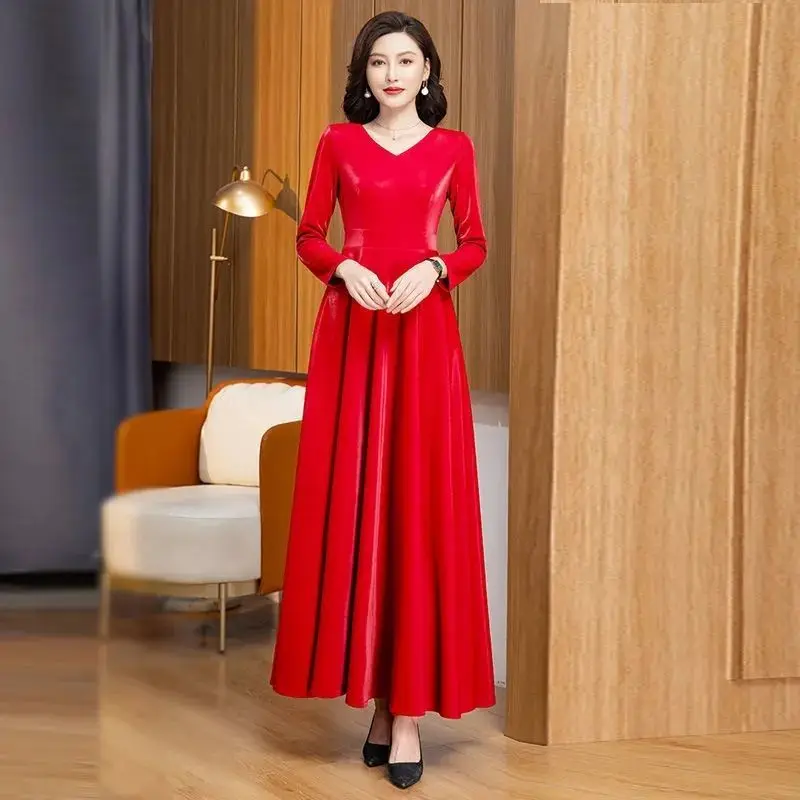 2024 Newest Fashion Autumn Velvet Maxi Dress Women Winter Long Party Dress Ladies A Line Velour Elegant Dress for Women V213