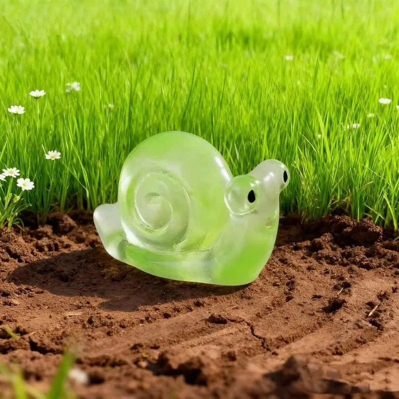 50 قطعة يتوهج في الظلام الحلزون الصغير مصغرة التماثيل الحلزون DIY بها بنفسك زخرفة اكسسوارات للمنزل مايكرو الجنية حديقة المشهد ديكور #5