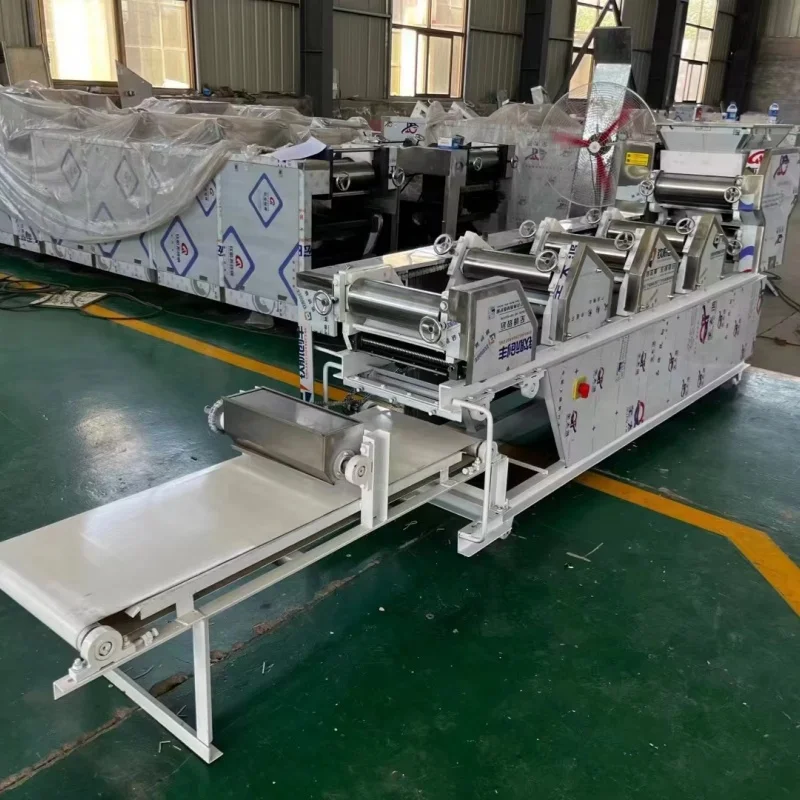High Quality Noodle Maker Machine / Fresh Ramen Noodle Making Machine