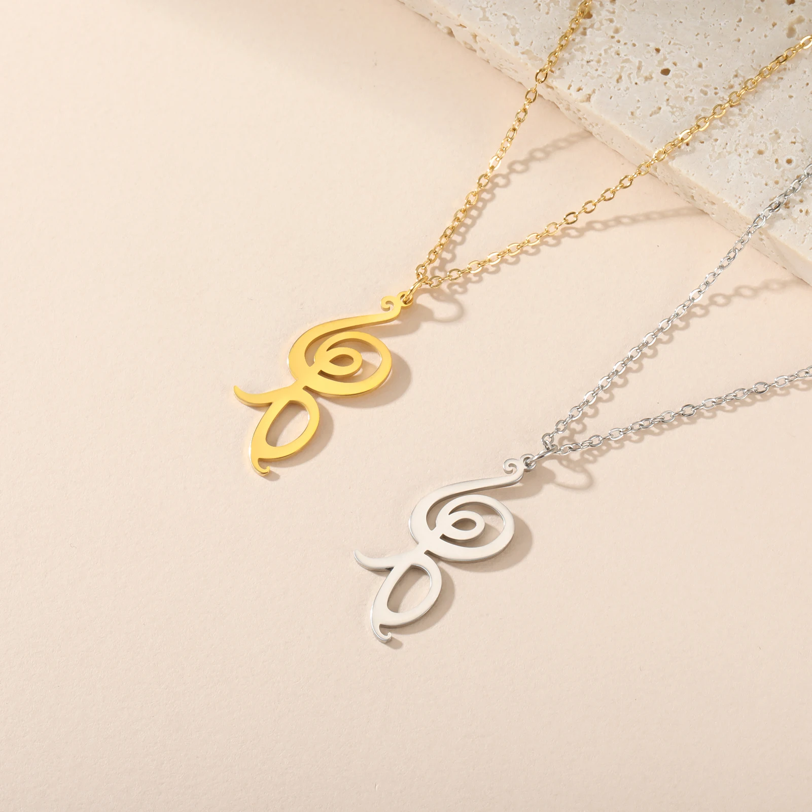 

Skyrim Hakuna Matata Symbol Has No Worries Worries Pendant Stainless Steel Necklace Women's Fashion Blessings Jewelry Gifts