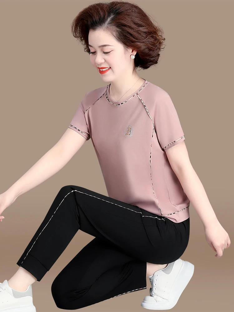 

Summer Sportswear Set Women's ort Sve T-irt Top for Middle-Aged And ly Faion Loose Fit Nine-Piece Pants