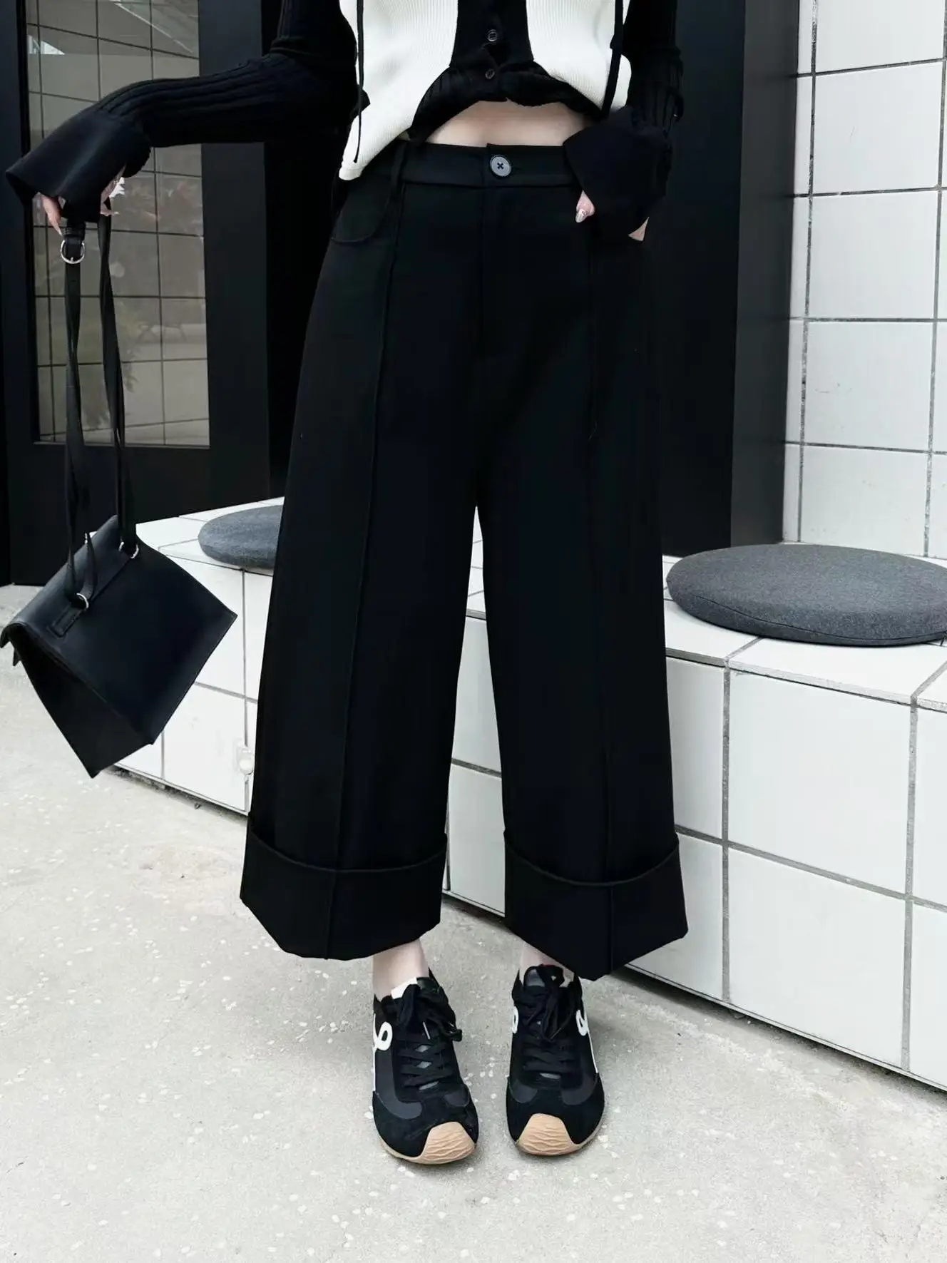 

Qiqi plus Size Women's Casual Pants Straight Leg Seven-Foot Suiting Polyester Blend Comfortable Loose Fit Spring Faion