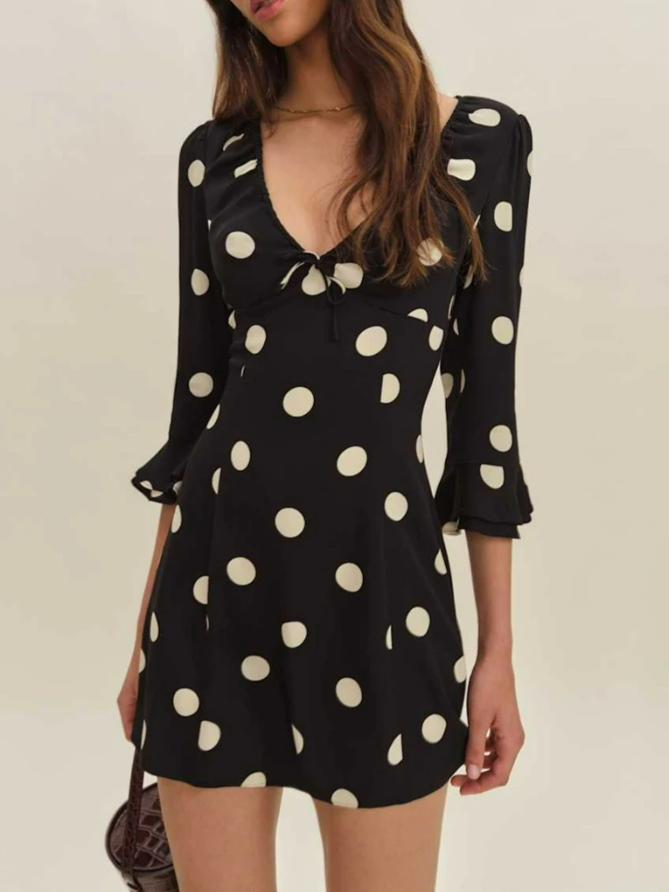 Franse Vrouwen Zwarte Polka Dot Mini Jurk Lente Zomer Lange Mouw V-hals Stropdas Kant Slanke Geplooide Party Dames Vakantie Jurken Nieuw