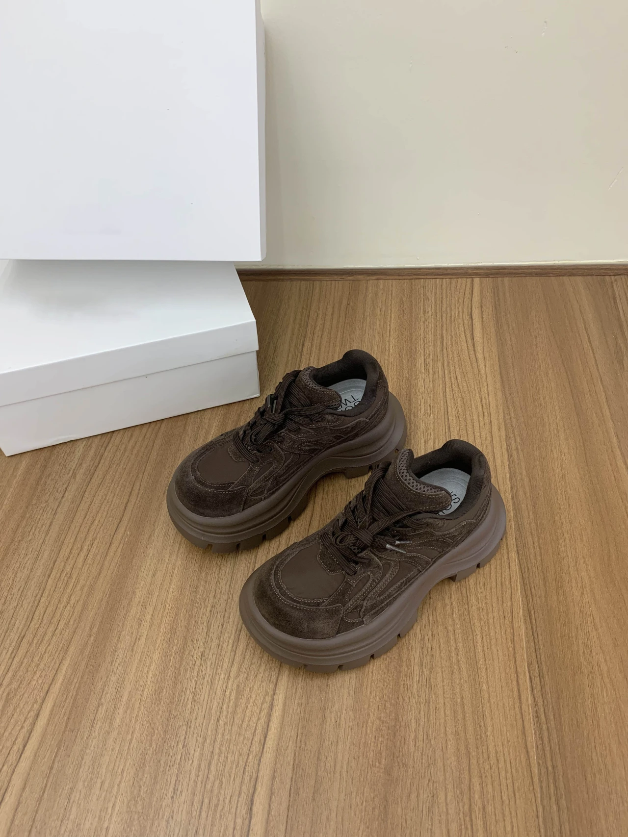 2025 otoño Fondo suave niñas zapatos deportivos casuales dedos del pie zapatos de tenis de moda zapatos de mujer
