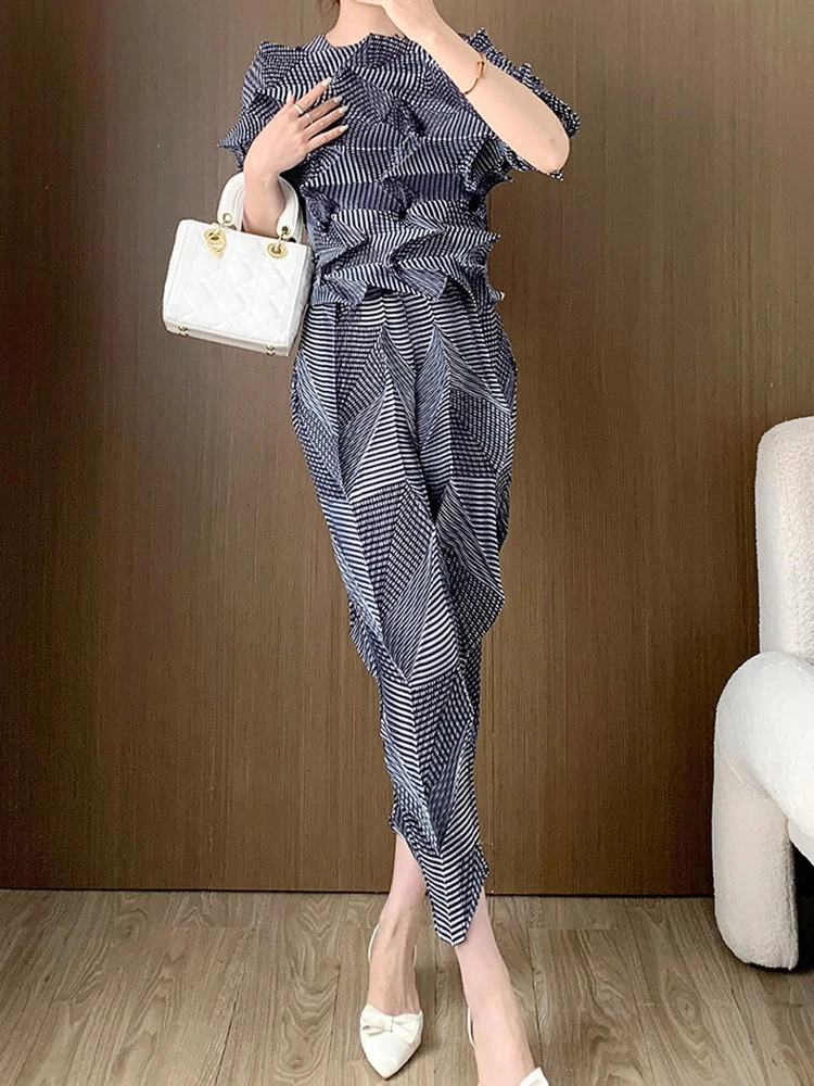 GVUW Pleated Pencil Pants Women Fashion Solid Color Elastic Waist New 2024 Summer Versatile Trousers Female Niche Design 17G5886