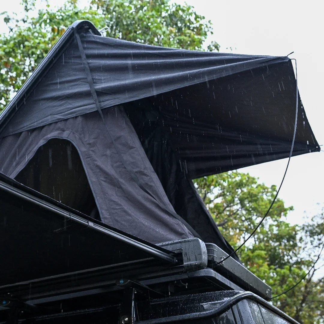 

UTV&ATVNew Style 4wd Offroad Camping Large Inside Room Aluminium Hard Shell Roof Top Tent