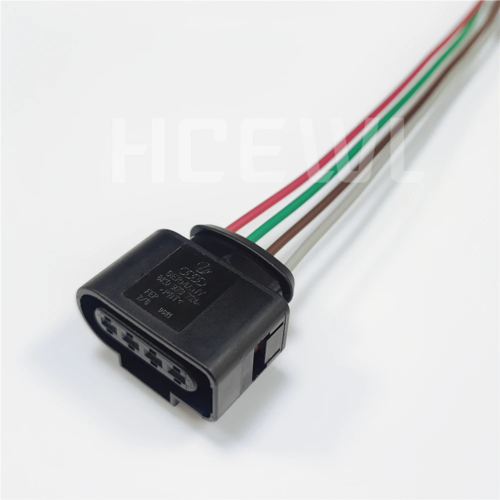 High quality original car accessories 8K0 973 724 4P car connector wire harness plug