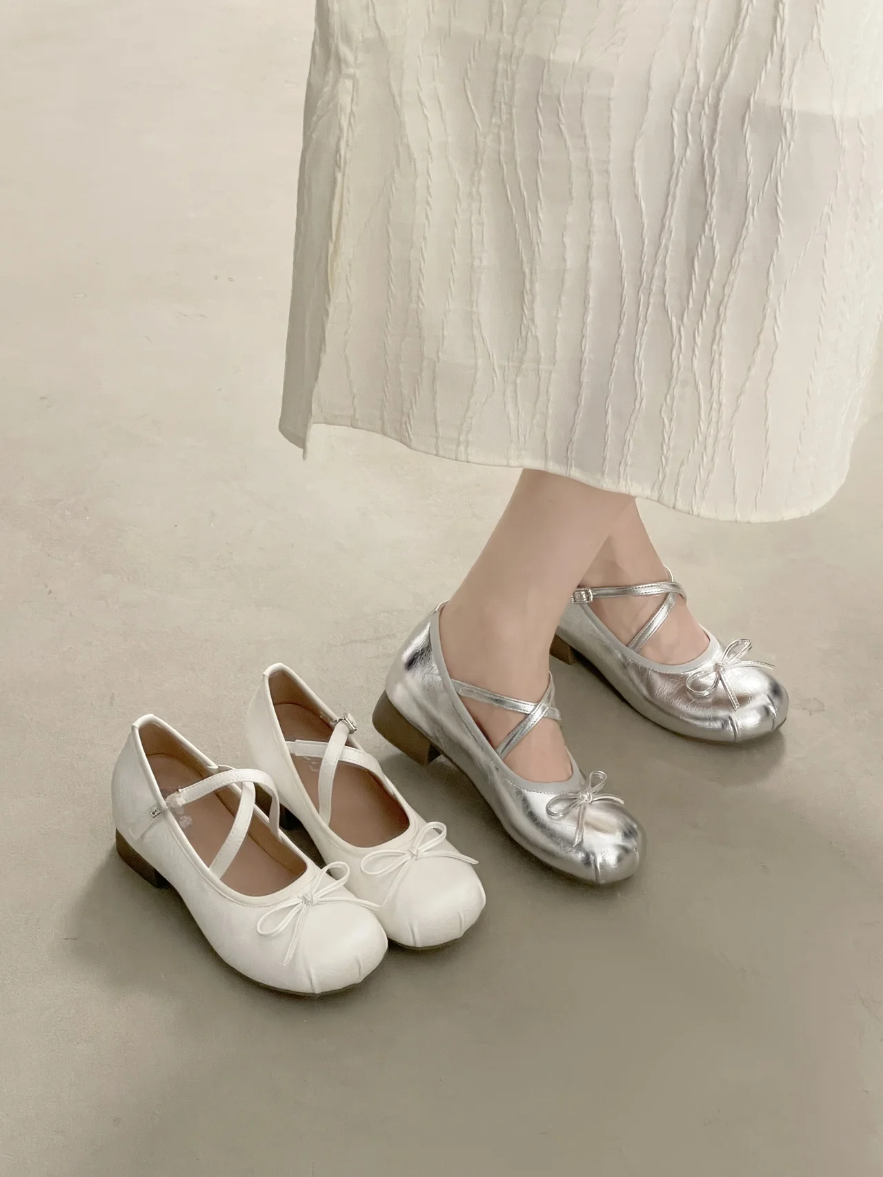 バレエスタイルハイヒールシューズ春夏新作メリージェーンフラットシューズ身長アップスリッポンレディースファッションシューズ