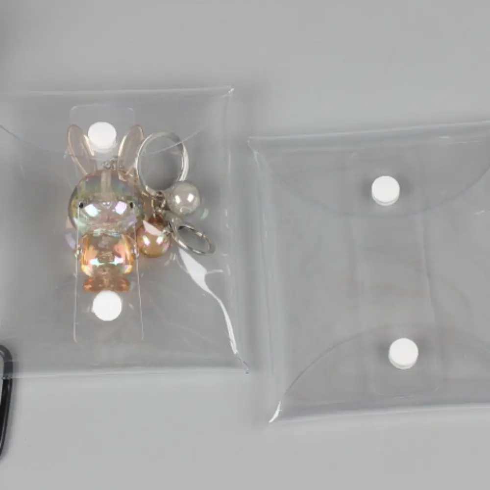 حقيبة عرض أنيمي لطيفة مقاومة للغبار مع مشبك معدني صندوق تخزين شفاف سلسلة مفاتيح متعددة الأحجام حقيبة تنظيم محفظة صغيرة