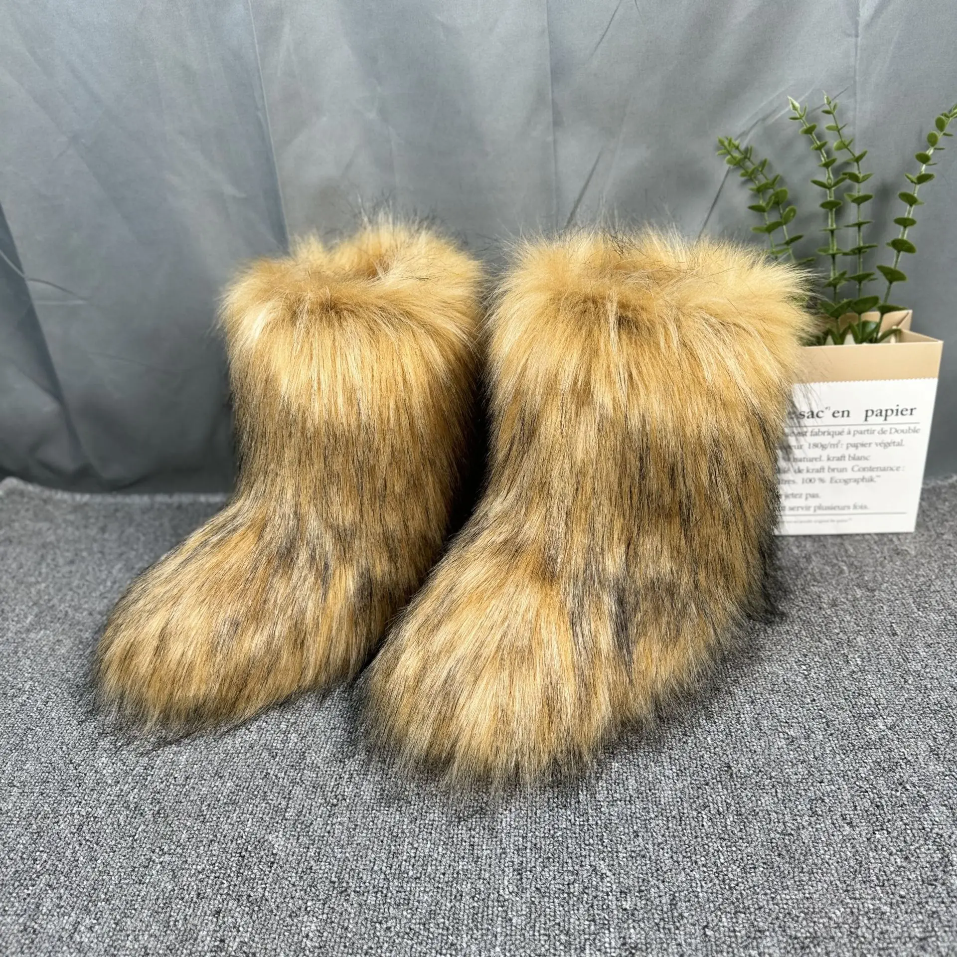 Winter-Herren- und Damenschuhe, modische, flauschige Stiefel aus Fuchspelzimitat, Plüsch, warme Schneestiefel, pelzige Pelzstiefel, Cosplay-Schuhe