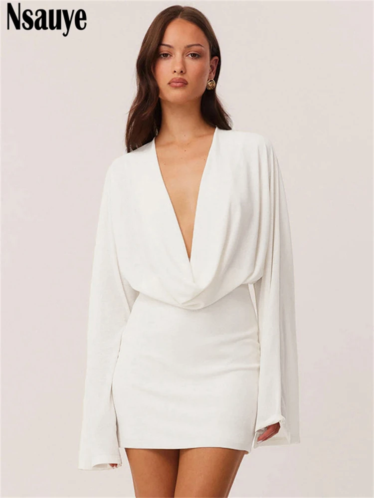 Nsauye موضة الشتاء 2025 فستان نسائي أنيق بأكمام طويلة قصير ملفوف أبيض مثير منخفض القطع للنوادي الليلية فساتين سهرة للحفلات