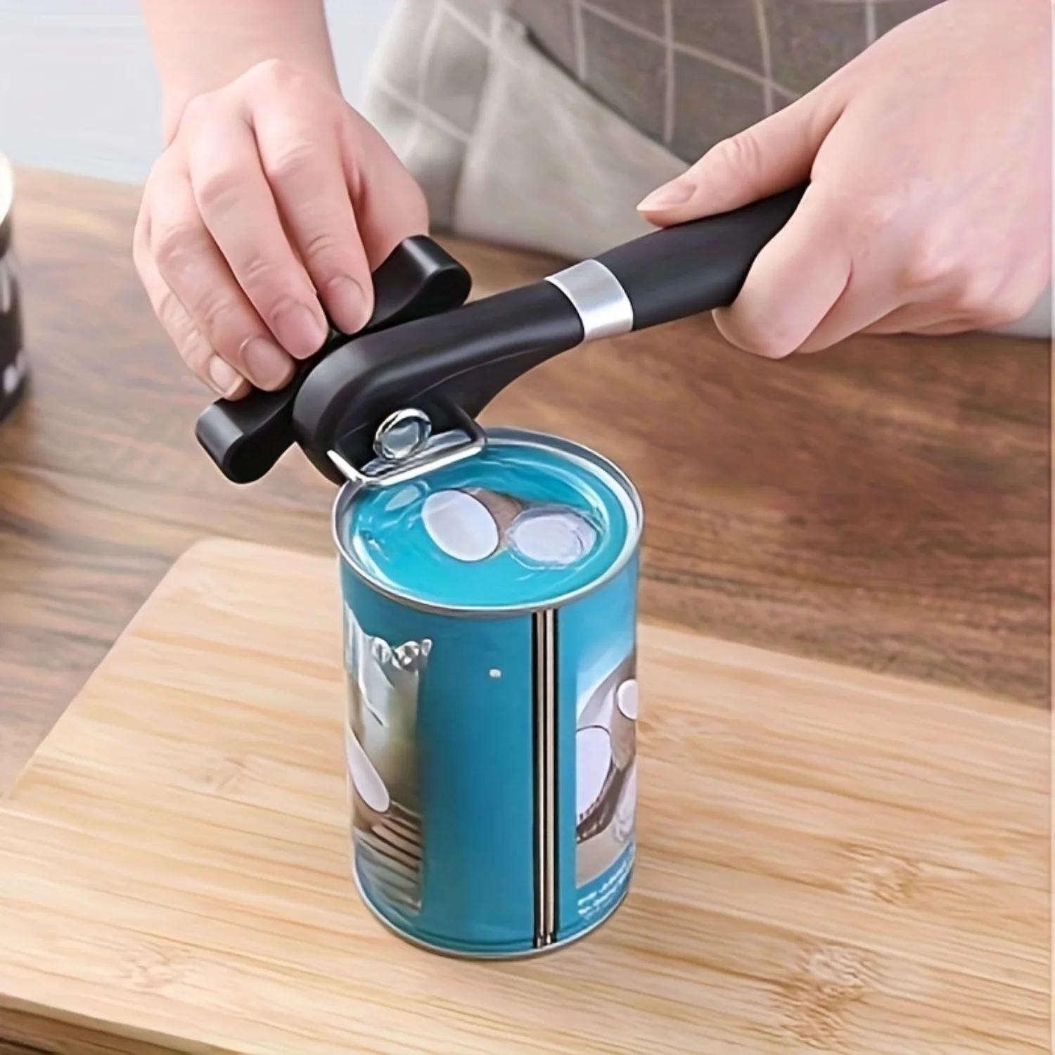 

Versatile Manual Can & Jar Opener - Adjustable Metal Lid Clamp For Easy Opening, Perfect For Kitchens & Parties