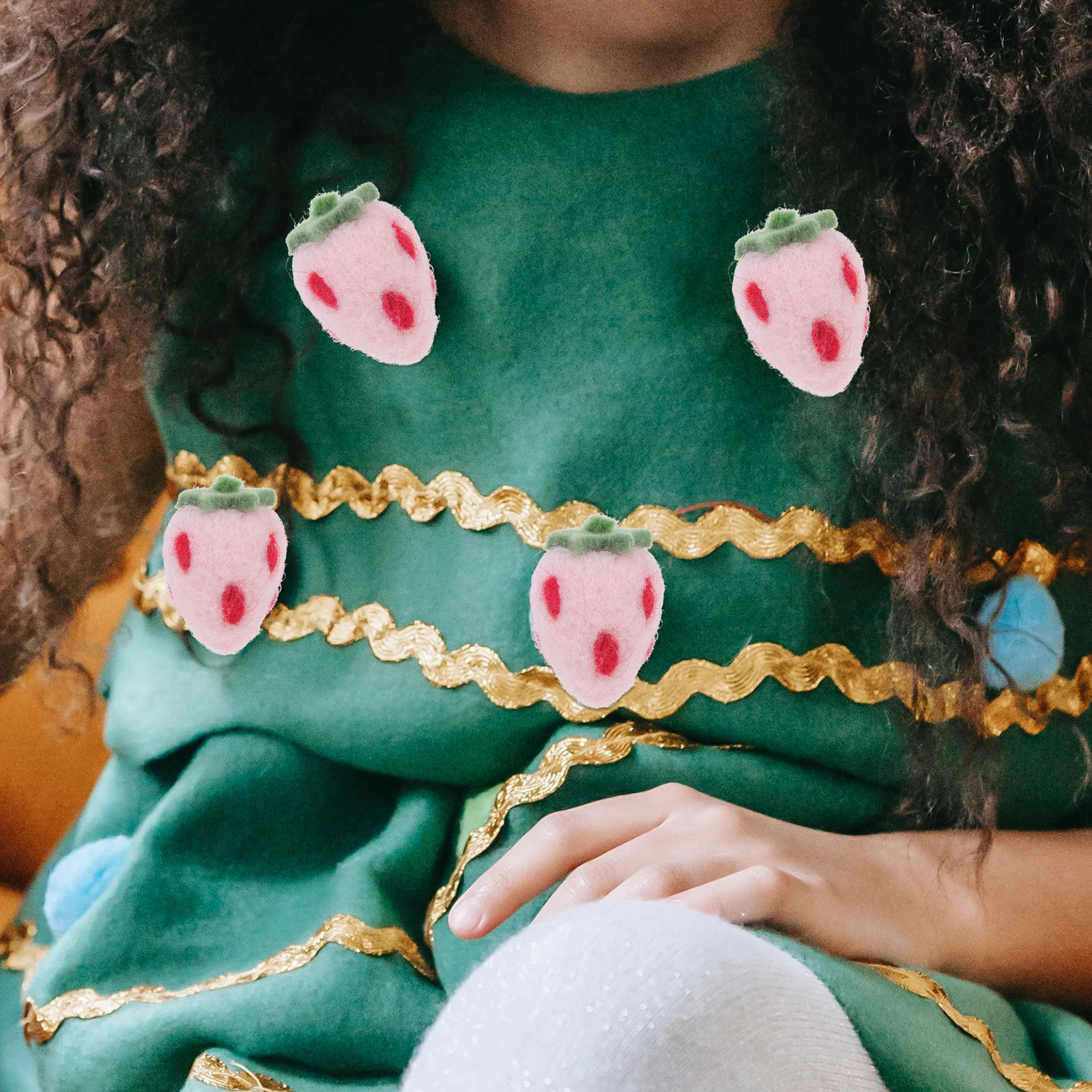 

10Pcs Wool Felt Crafts Lovely Strawberry Decorations DIY Accessories Hairband Ornaments Home Party Room Decor DIY Crafts Making