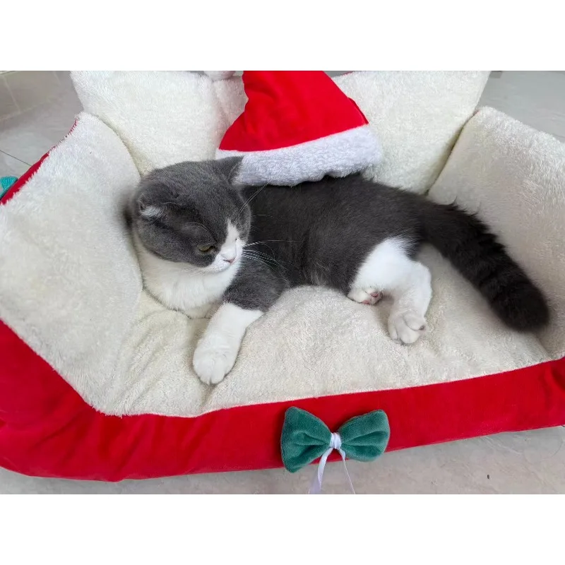 Christmas Warm Cat Bed Deep Sleep Semi-Closed Winter Dog House Washable Plush Pet Nest Holiday Gift for Cats Dogs