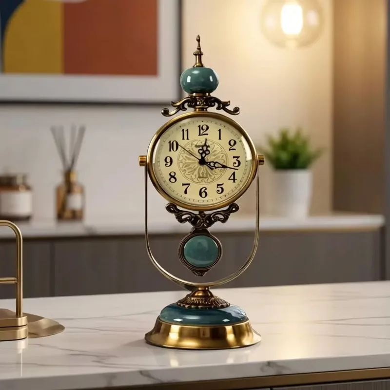 Retro Desk Clock Luxury for Living Household Desktop Pendulum Clock Ornament Atmosphere Swing Household Metal Silent Table Clock
