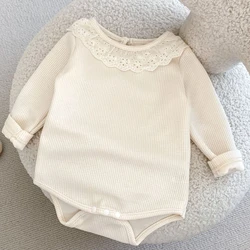 Autumn baby clothing, 0-3 year old female baby lace round collar long sleeved knitted bag fart triangle Ha Yi crawling clothes